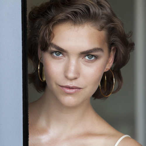 Arizona Muse: Ποιο προϊόν ομορφιάς δεν αποχωρίζεται;